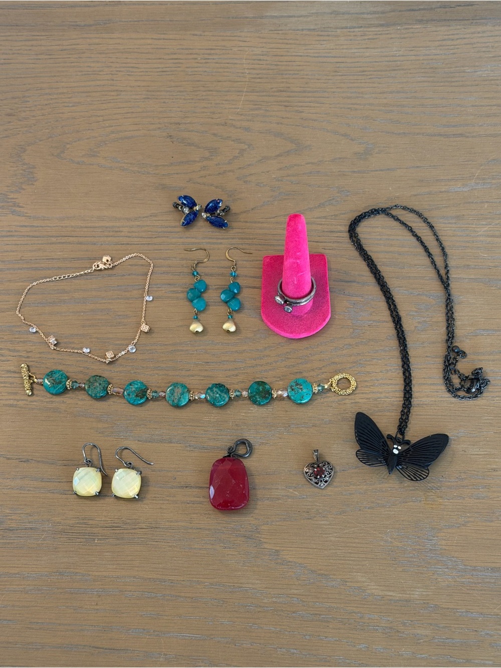 10 pc random jewlery ❤️